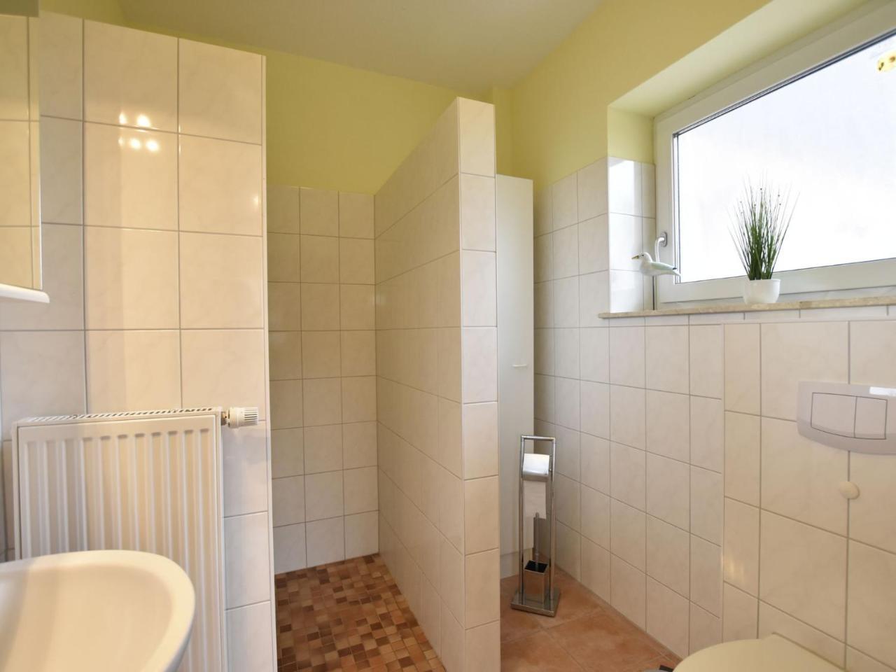 Peaceful Apartment In Zierow With Terrace Kültér fotó